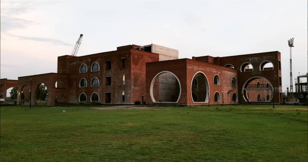 IIM Udaipur Vs IIM Kashipur | B-School Comparison ⋆ InsideIIM.com