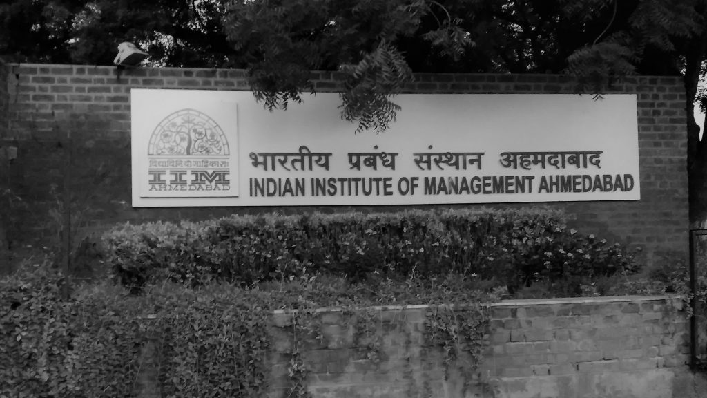 My Journey To IIM Ahmedabad | Isha Nisar, CAT 2019 99.37 %iler