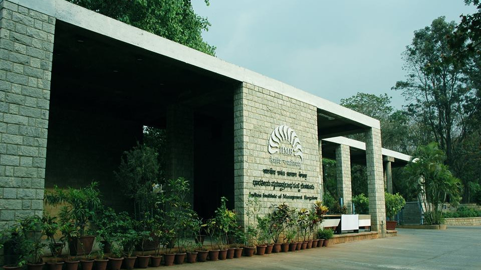 Can MBA Be Useful To A Government Officer | Sandeep Kumar, IIM Bangalore