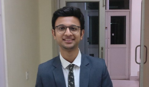 I Held Sessions To Help My Non-Commerce Batchmates With Concepts - Maharshi Chhaya's Journey To Success