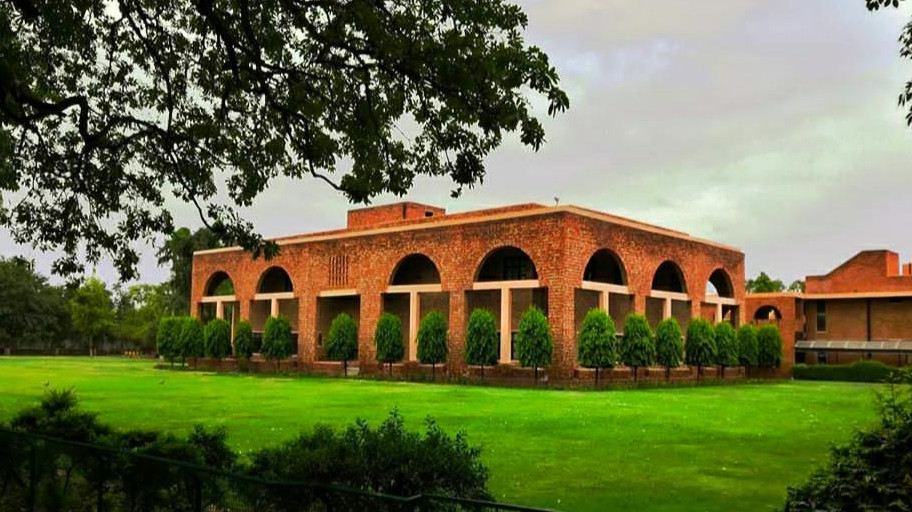 How I Cracked CAT In Four Months With A Job | Ft. Avik Majumdar, MDI Gurgaon '22