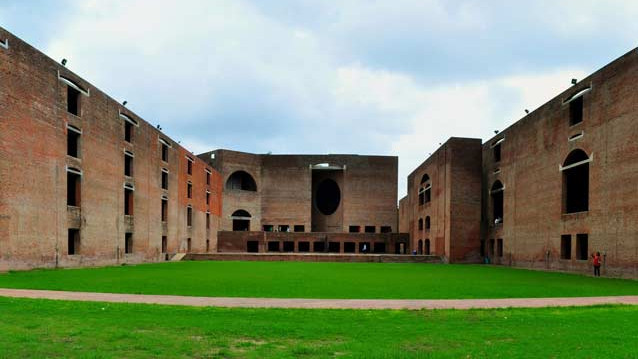 Experience The Life Of An IIM-A Student