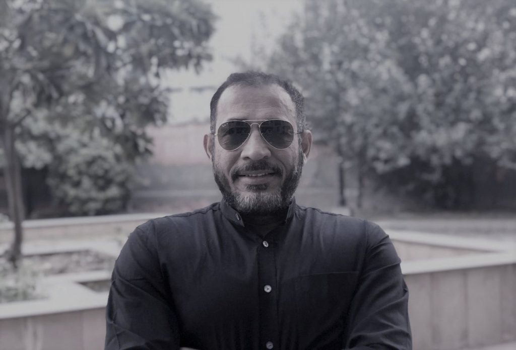 Meet The Professor Who Has Been IIM Lucknow's Best Faculty For Eight Times In A Row