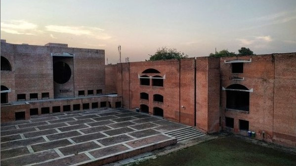 Keep It Simple, Silly! - CAT 2021 Tips By Nikita Warkar, IIM A, CAT 99.44 %iler