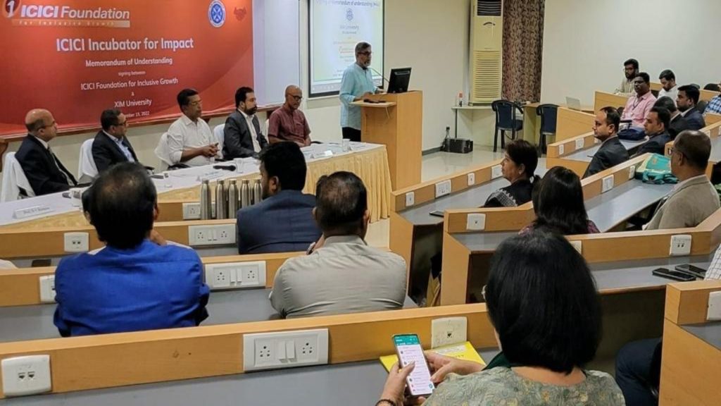 SIGNING OF MoU BETWEEN XIM, BHUBANESWAR AND ICICI FOUNDATION