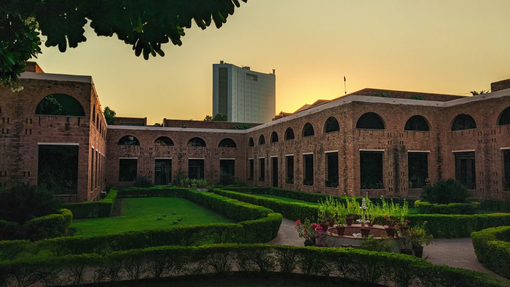 I Scored 67%ile In My First Mock Test | From Dipping Mock Percentiles To MDI G | Mansi Mishra