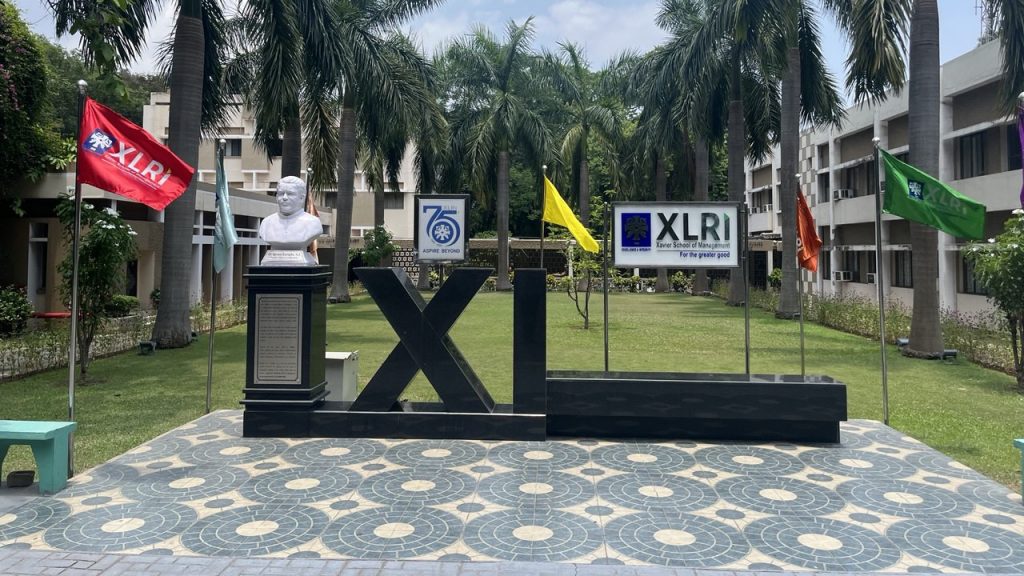 How I Scored 99.9%ile In CAT VARC | Ayush Patil, XLRI Jamshedpur'27